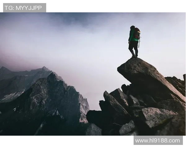 攀登人生的巅峰刘娜与深度对话中的梦想与挑战